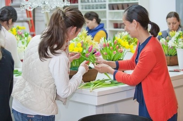 Floral Design Class - Mini Class - Basic Techniques from Boulevard Florist Wholesale Market